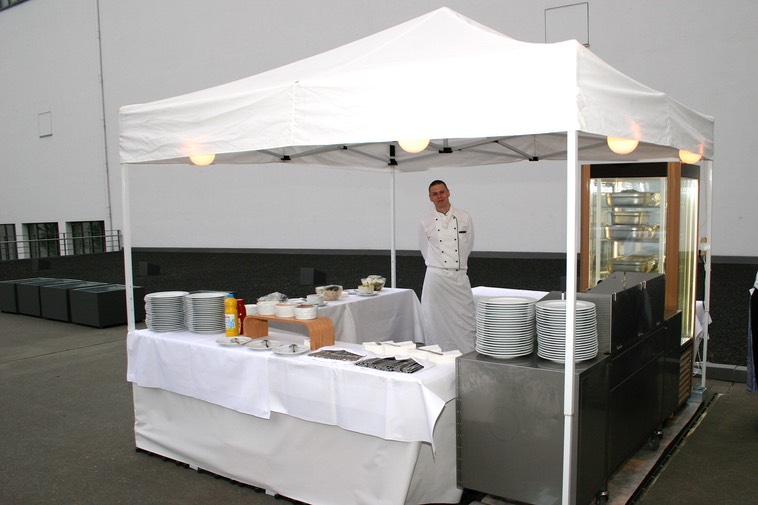 Dresden - Deutsches Hygiene-Museum - Grillstation